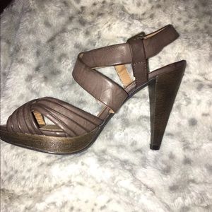 Shi by Journey Brown Sandal Pump